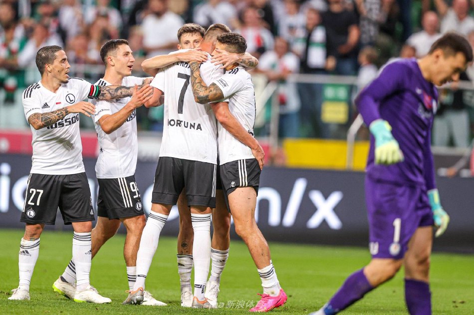 危险犯规 危险犯规