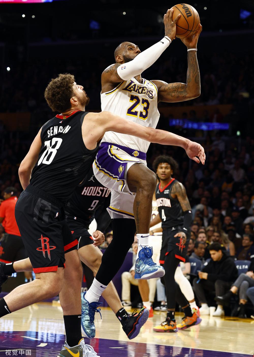 功铺平了道 功铺平了道