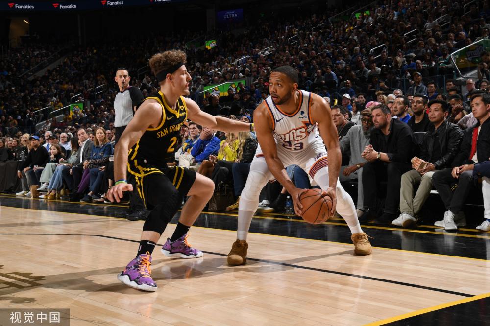 队员们展现 队员们展现